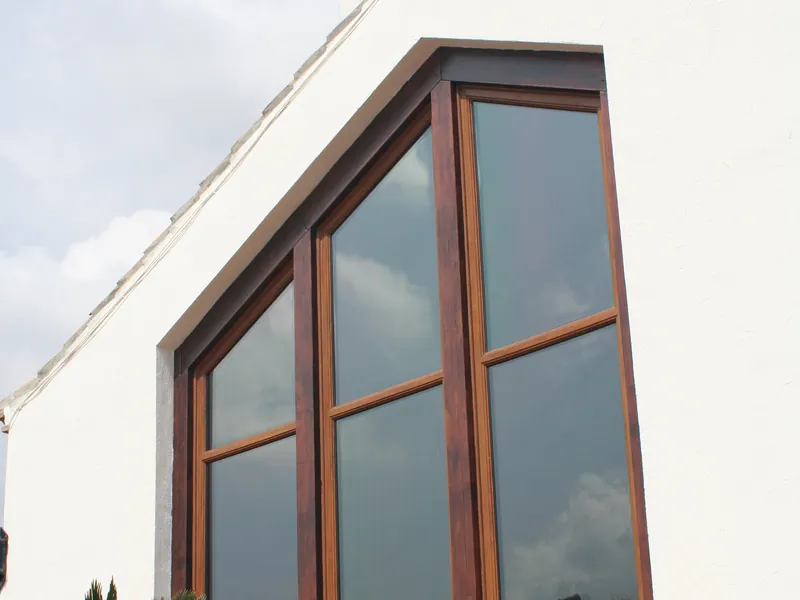 Bow Windows — Gallery Crouch End